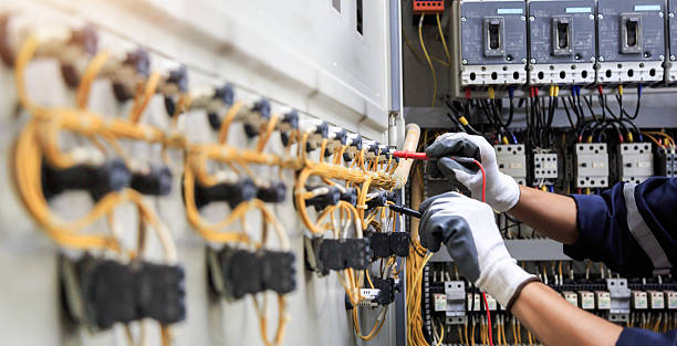 Professional Lighting Installation technician working in Champaign County County, IL
